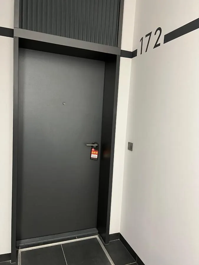 W Apartament , Nowoczesny ,4 Osobowy, Βαρσοβία 0*,